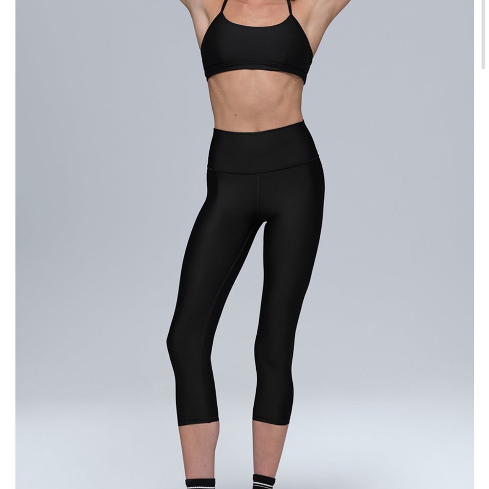 ALO Yoga Black Cropped Leggings High-Rise Performance